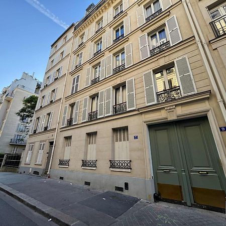 Eiffel Tower By Edelsam Apartment Paris Exterior photo